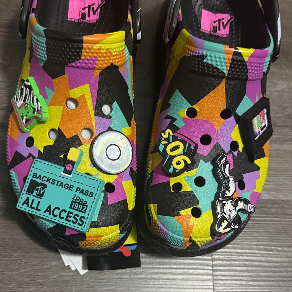 CROCS Multicolor Graphic Clogs NWT - image 6
